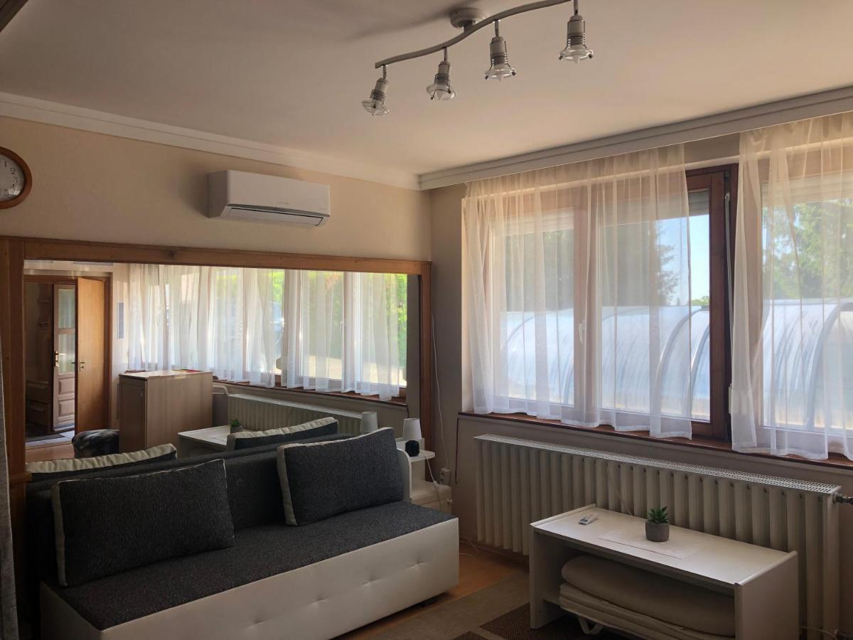 Respect Apartament ヘーヴィーズ エクステリア 写真