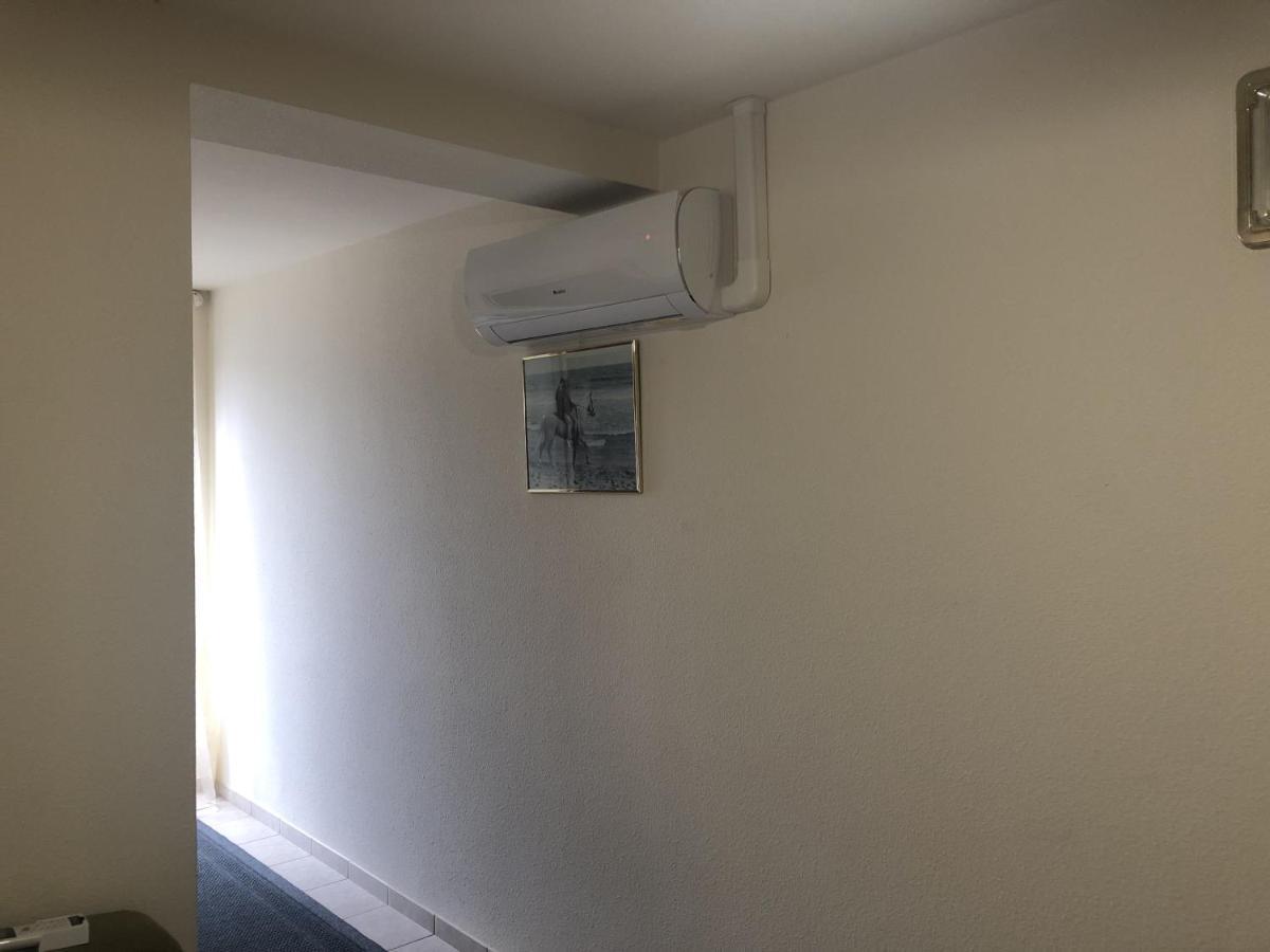 Respect Apartament ヘーヴィーズ エクステリア 写真