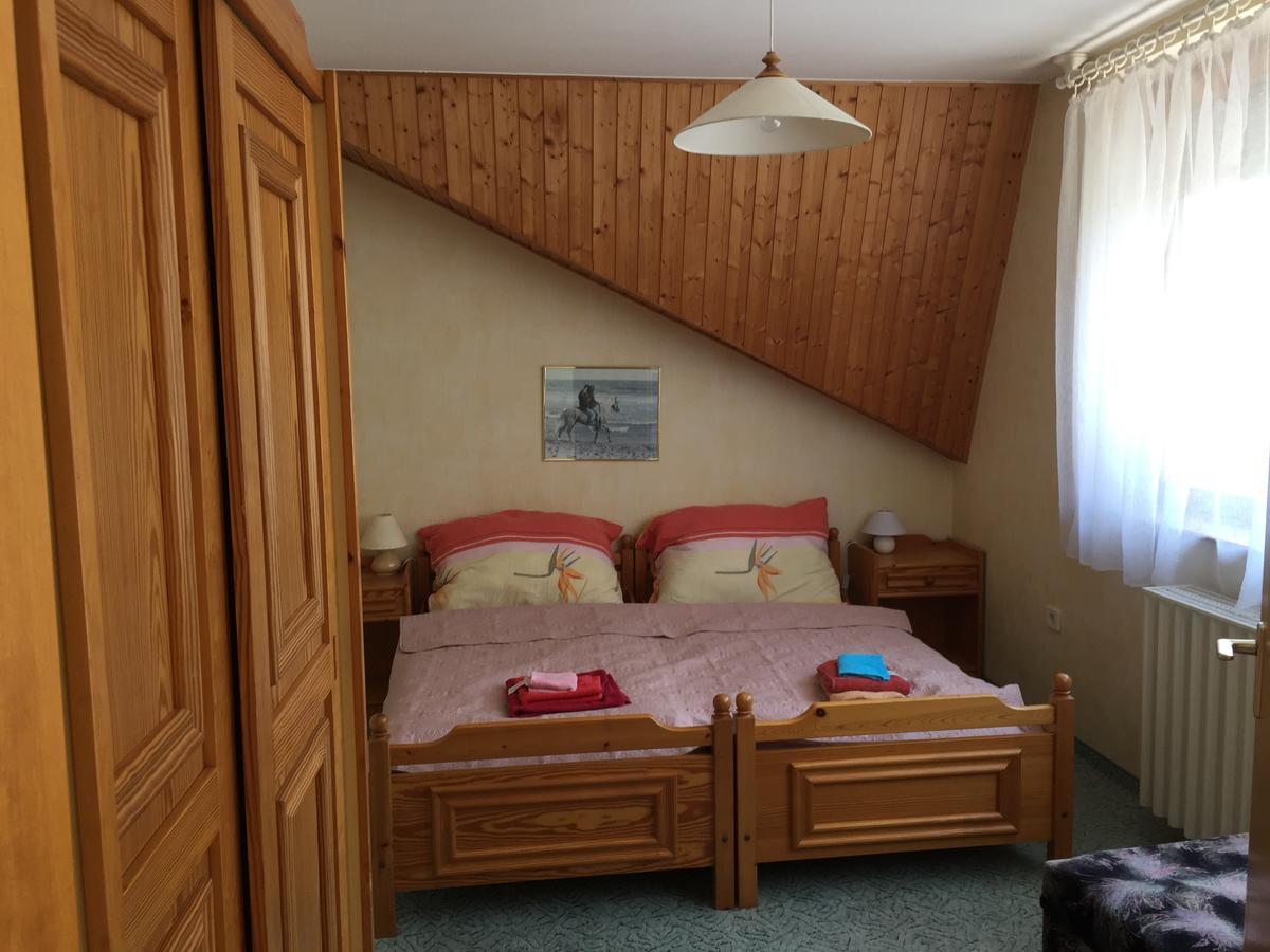 Respect Apartament ヘーヴィーズ エクステリア 写真